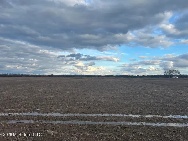 $754,938 | Hot Thornton Road, Tunica, MS 38676