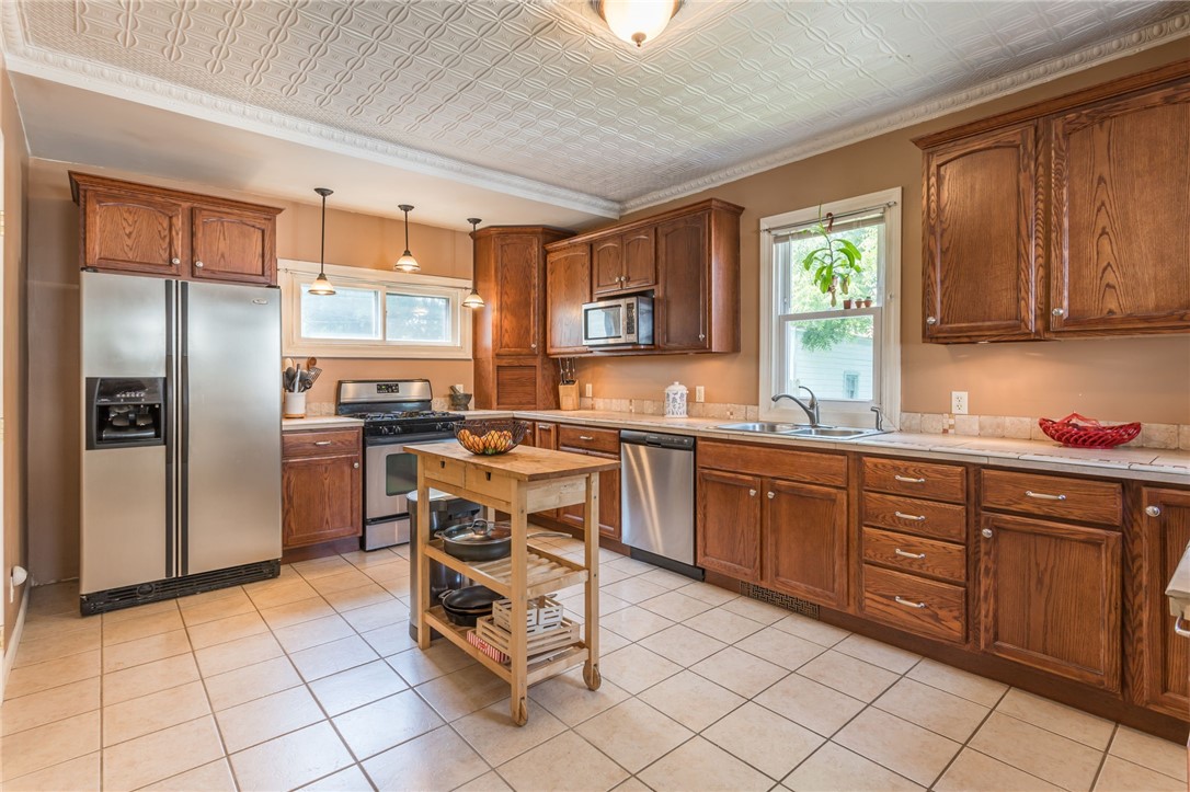 549 South Goodman Street Rochester, NY 14607 - Photo 15 of 29