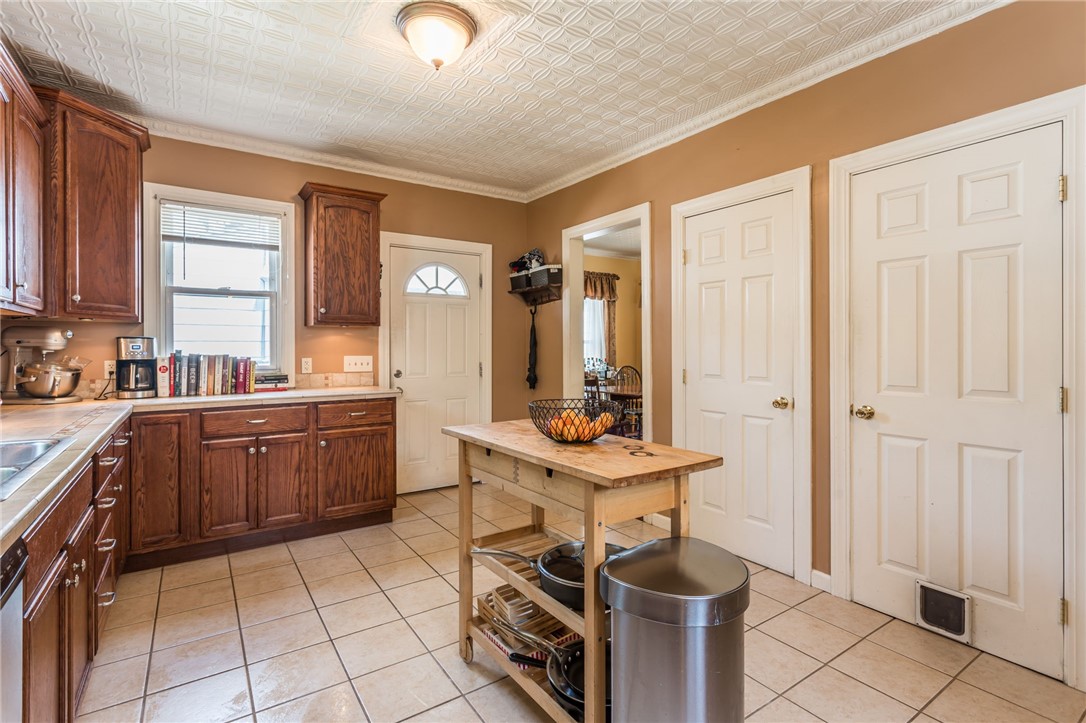 549 South Goodman Street Rochester, NY 14607 - Photo 18 of 29