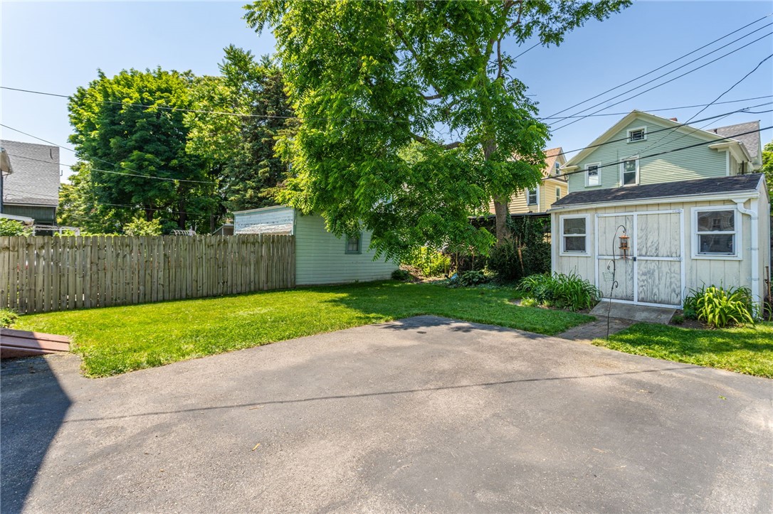 549 South Goodman Street Rochester, NY 14607 - Photo 5 of 29