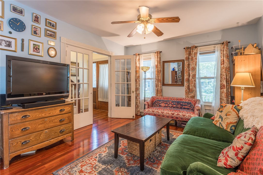 549 South Goodman Street Rochester, NY 14607 - Photo 10 of 29