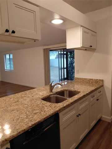 $395,000 | 2884 Cinnamon Bear Trail, Palm Harbor, FL 34684