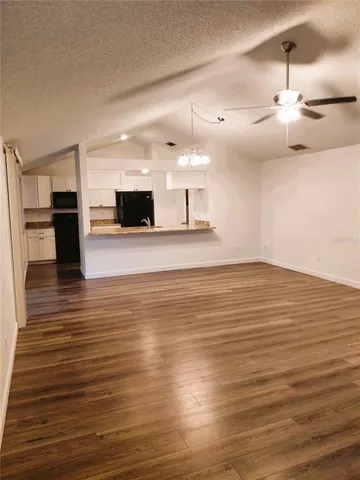 $395,000 | 2884 Cinnamon Bear Trail, Palm Harbor, FL 34684