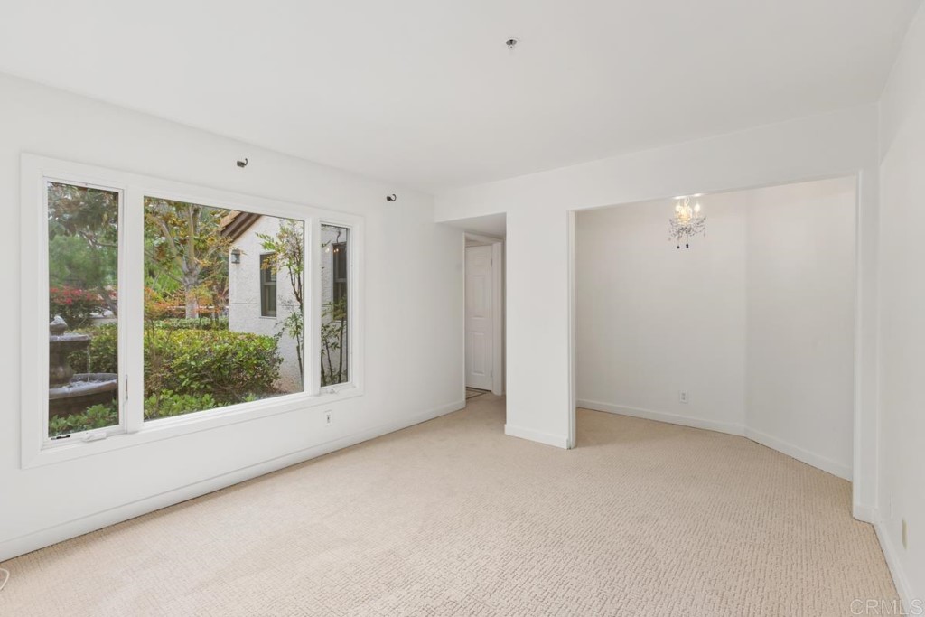 3303 Bumann Road Encinitas, CA 92024 - Photo 29 of 50 an empty room with a window