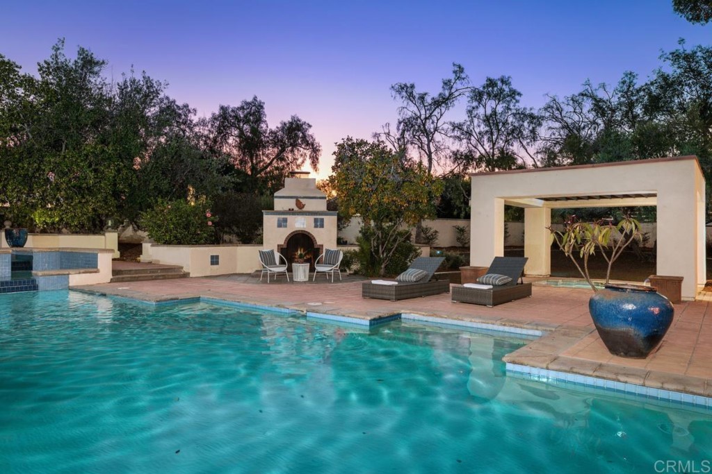 3303 Bumann Road Encinitas, CA 92024 - Photo 34 of 50 a view of a backyard with sitting area
