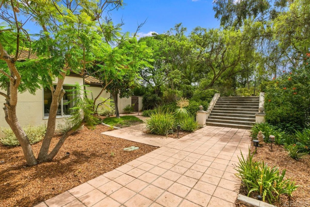 3303 Bumann Road Encinitas, CA 92024 - Photo 43 of 50 a pathway of a yard