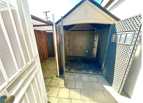 $2,900 | 5032 Gundry Avenue, Long Beach, CA 90807