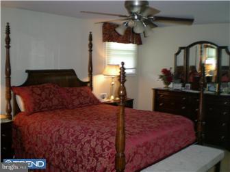 3 Austin Road Yardley, PA 19067 - Photo 6 of 12 Bedroom - Main