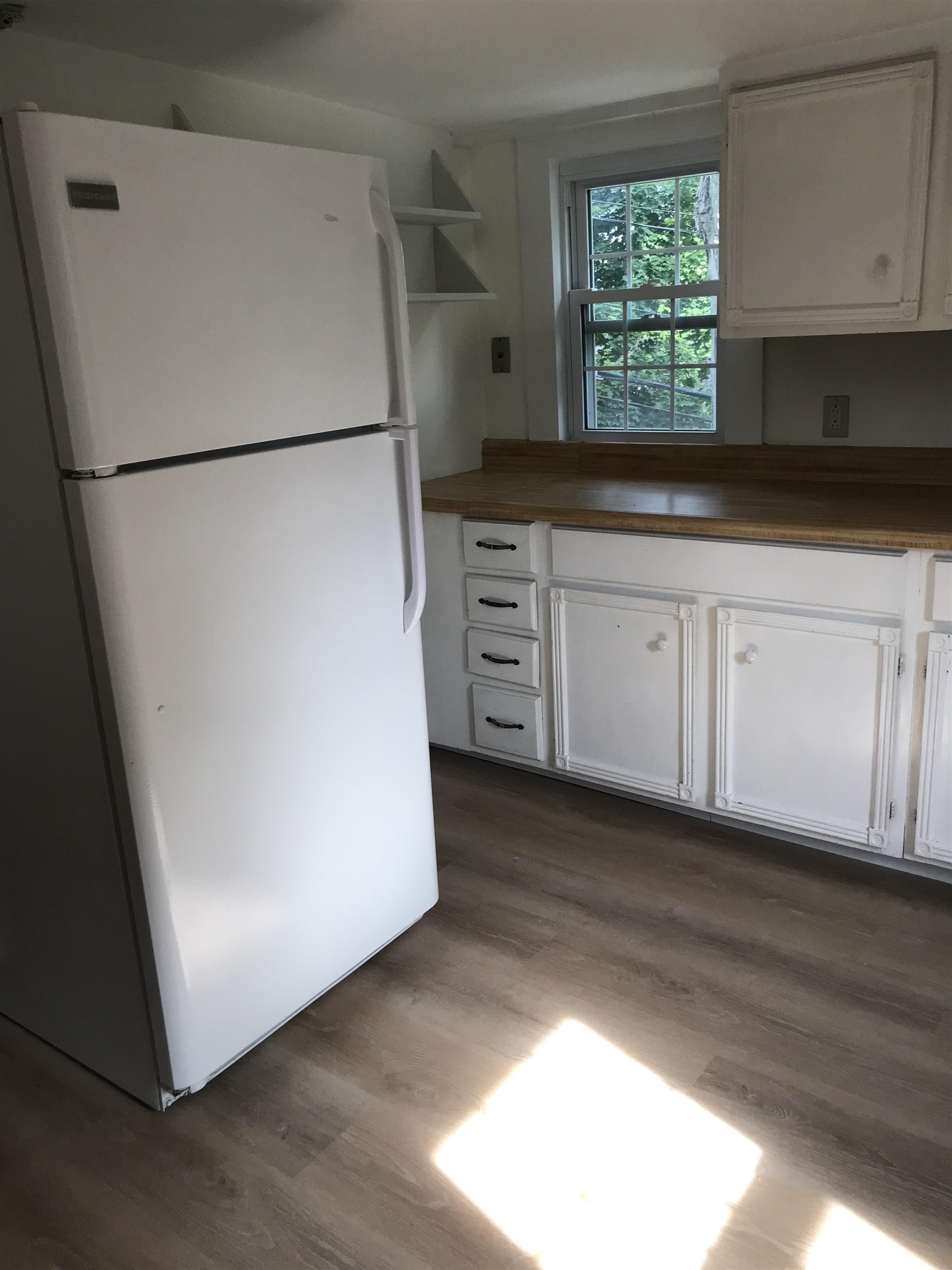 8 Hanson Street, Unit D Dover, NH 03820 - Photo 5 of 15