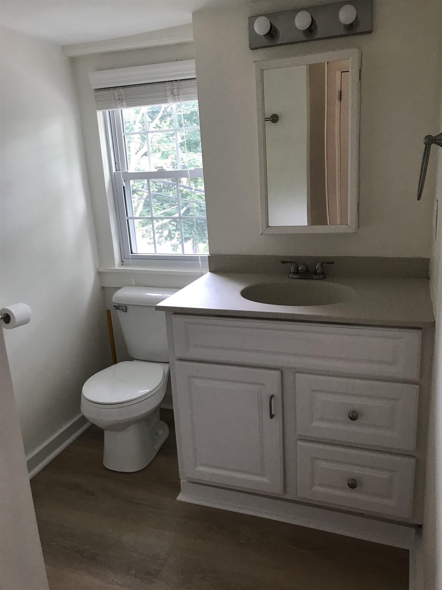 8 Hanson Street, Unit D Dover, NH 03820 - Photo 7 of 15