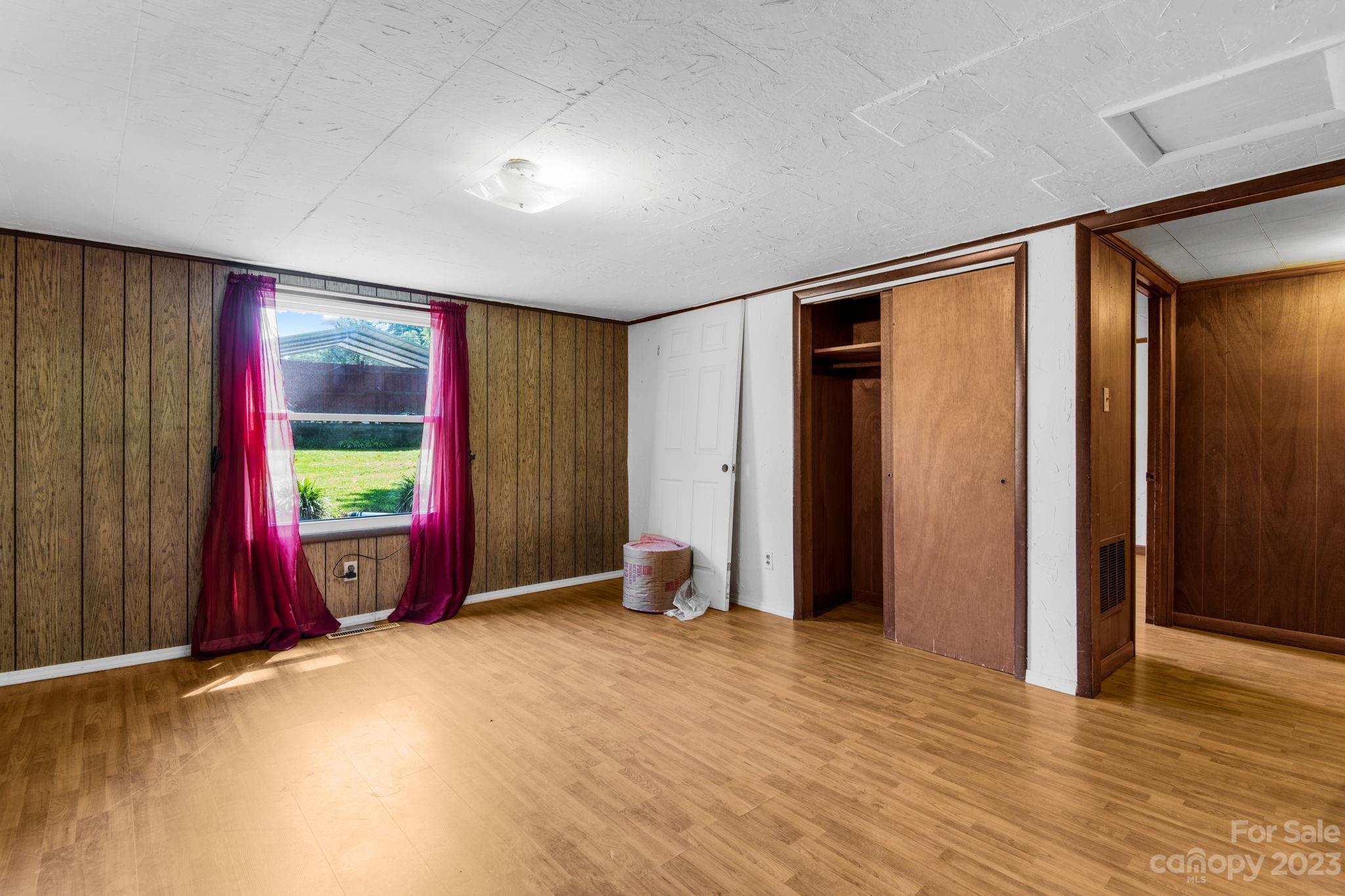 133 Cape Hickory Road Hickory, NC 28601 - Photo 27 of 41 Gallery Image 27