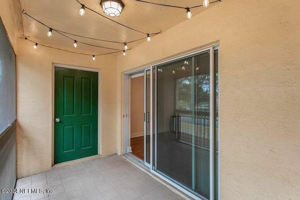 9745 Touchton Road, Unit 2724 Jacksonville, FL 32246 - Photo 9 of 22 Balcony