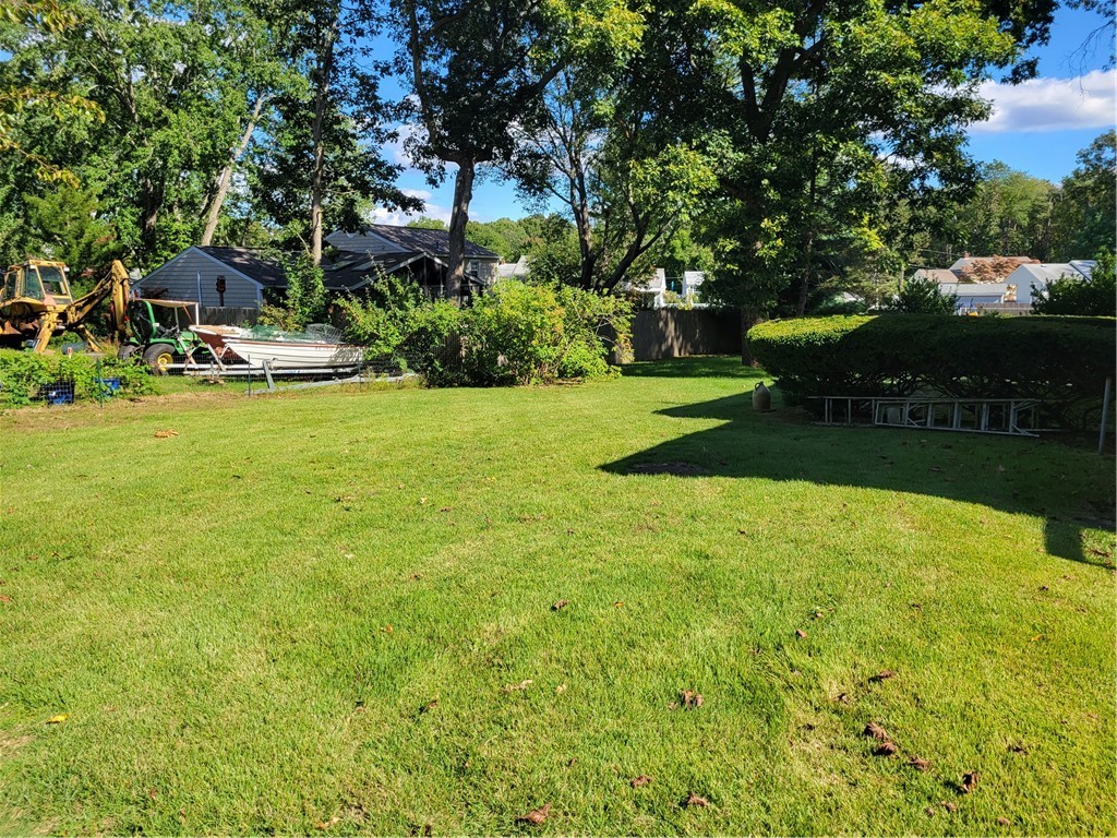 5 Deerfield Road Coventry, RI 02816 - Photo 13 of 15 Gallery Image 13