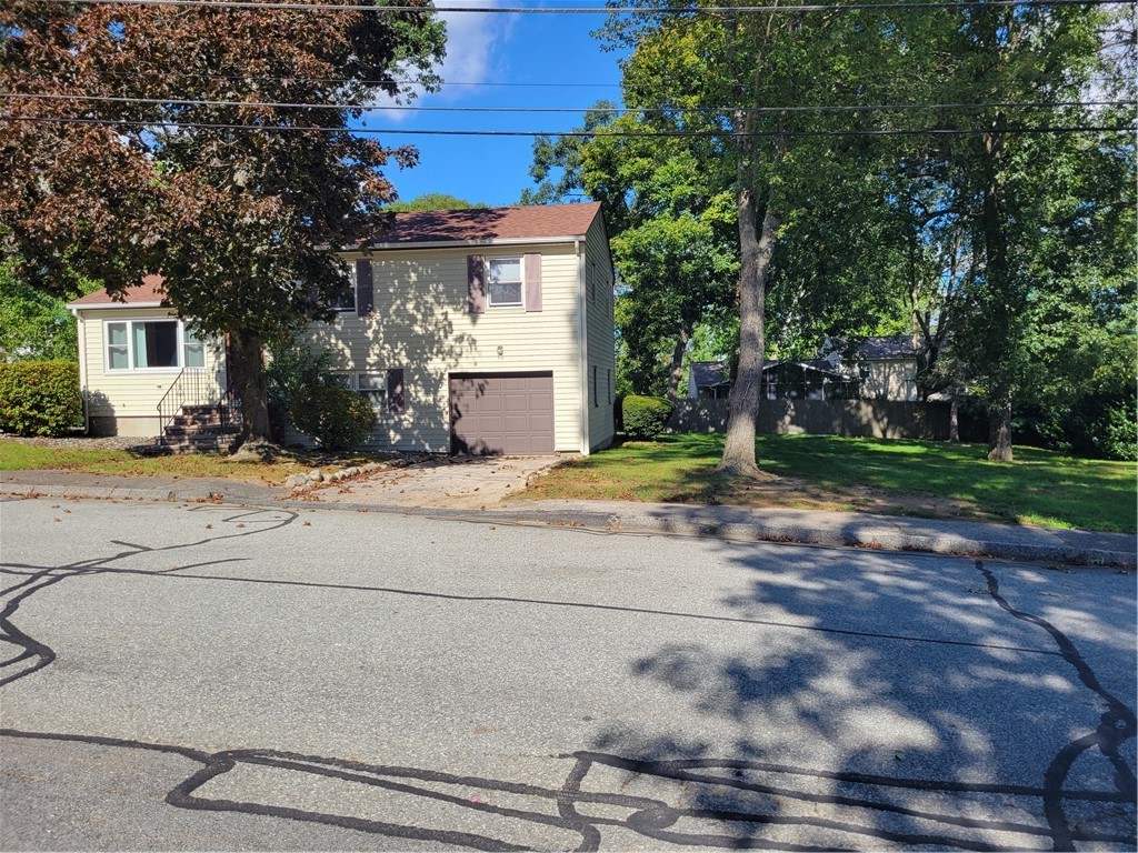 5 Deerfield Road Coventry, RI 02816 - Photo 3 of 15 Gallery Image 3