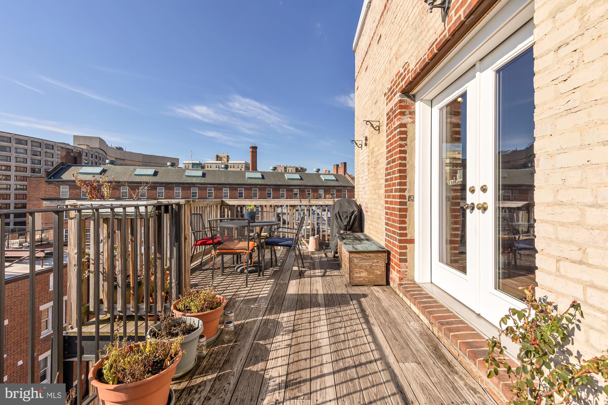 1860 California Street Northwest, Unit 403 Washington, DC 20009 - Photo 38 of 52 Western views and gorgeous sky to the East