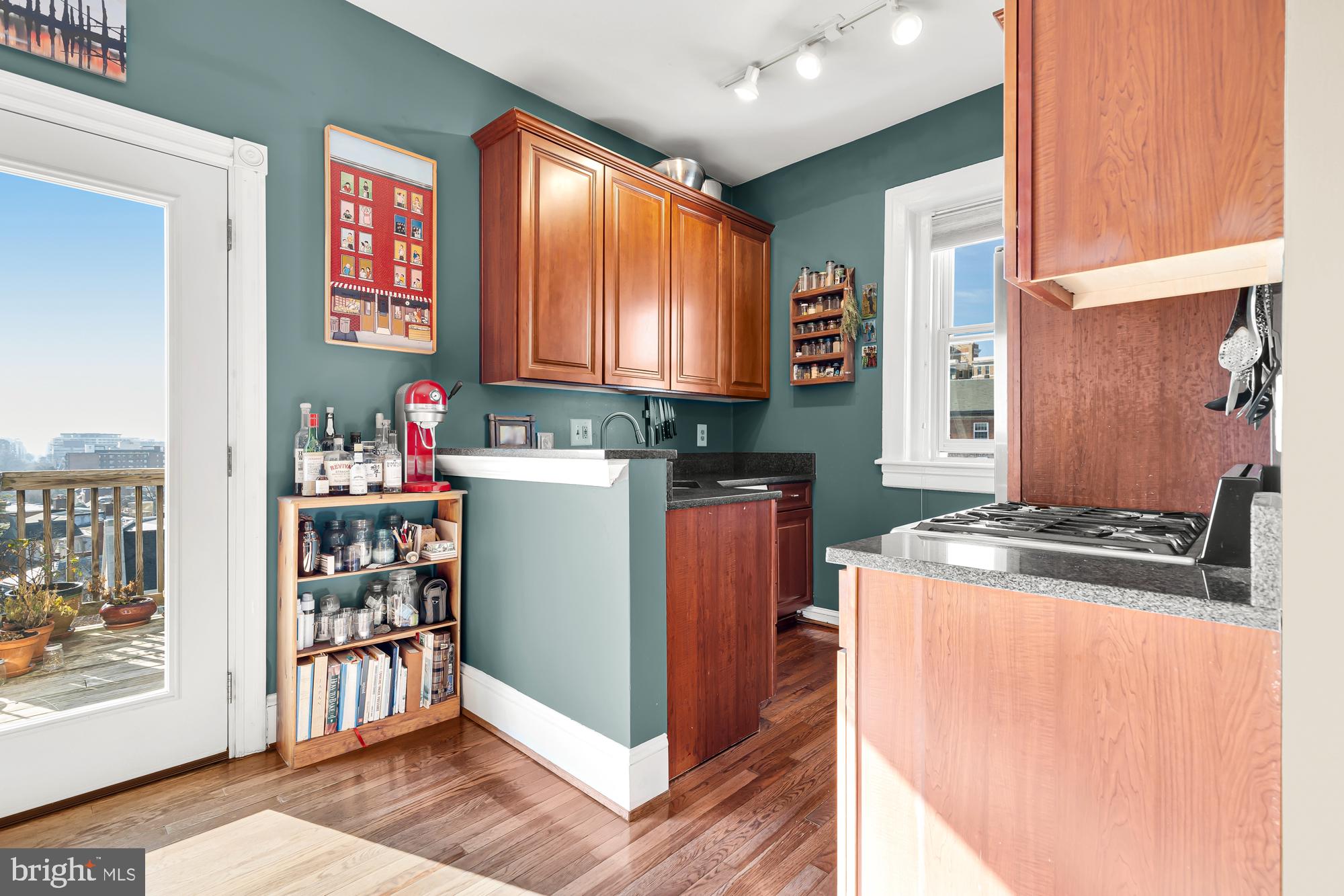 1860 California Street Northwest, Unit 403 Washington, DC 20009 - Photo 45 of 52 Kitchen located across from the dining area