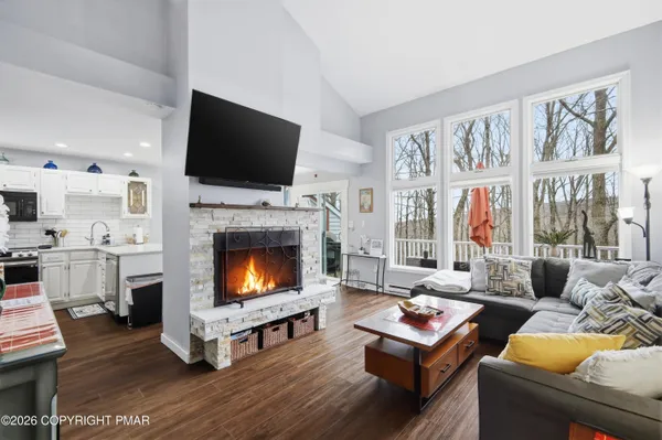 $385,000 | 136 Laurelwood Drive, Lake Harmony, PA 18624