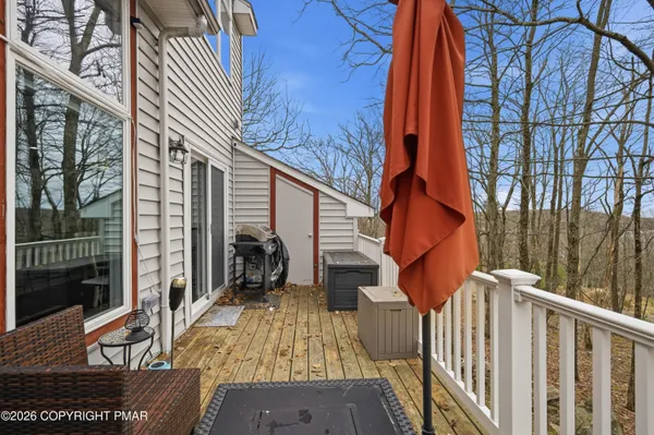 $385,000 | 136 Laurelwood Drive, Lake Harmony, PA 18624