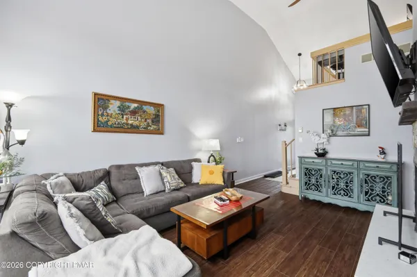 $385,000 | 136 Laurelwood Drive, Lake Harmony, PA 18624