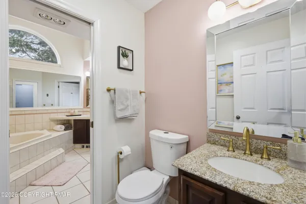 $385,000 | 136 Laurelwood Drive, Lake Harmony, PA 18624