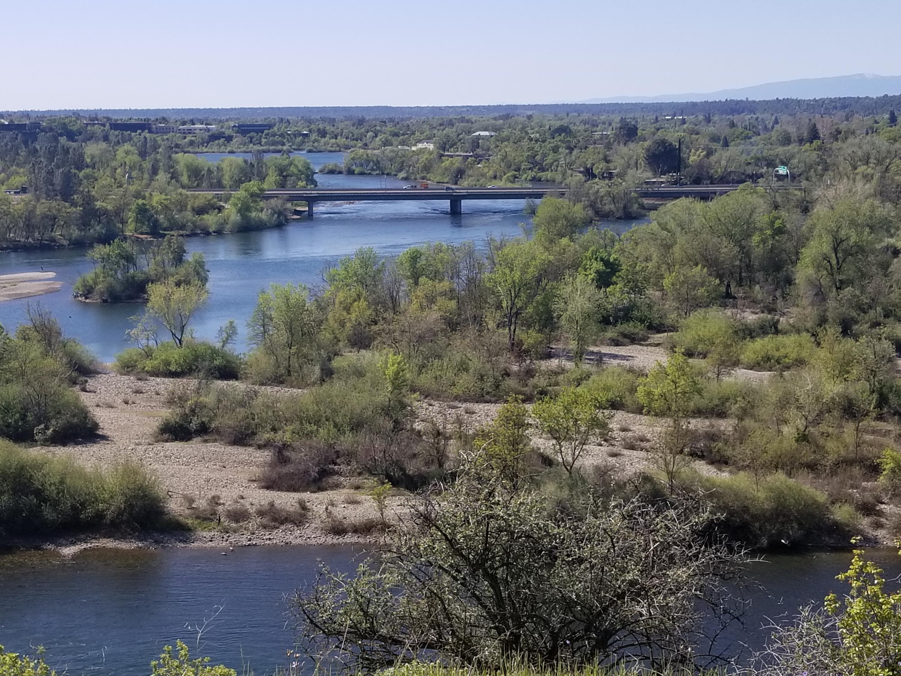918 River Bend Road Redding, CA 96003 - Photo 5 of 14 Riverbend-6
