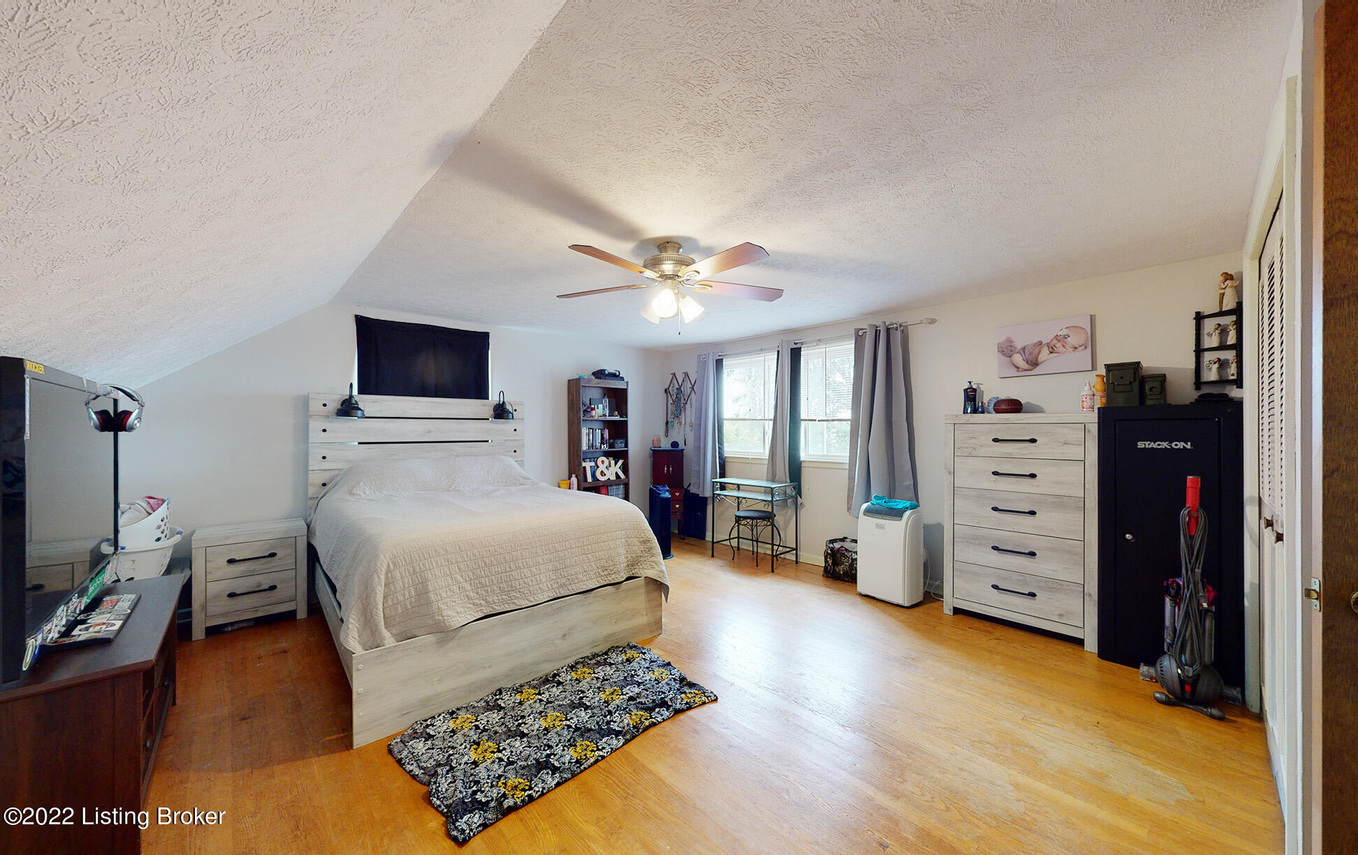 6504 Ridge Cliff Road Louisville, KY 40228 - Photo 31 of 61 6504-Ridge-Cliff-Rd_004