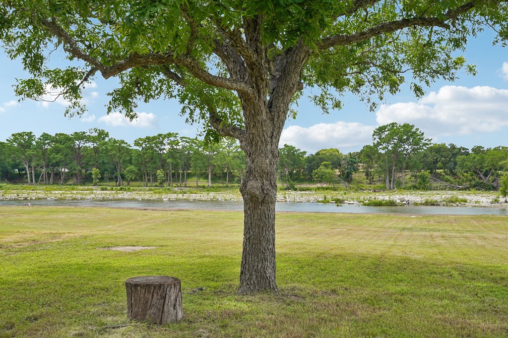 129 Old Ingram Loop Ingram, TX 78025 - Photo 14 of 26