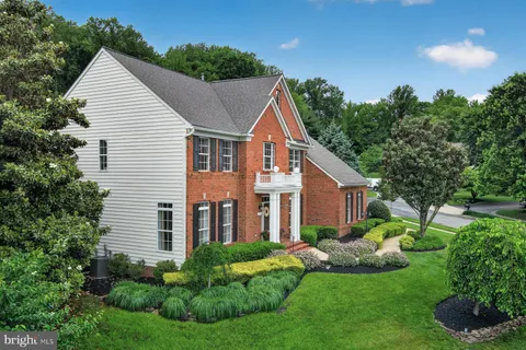 $1,350,000 | 9 Sewall Court, Edgewater, MD 21037