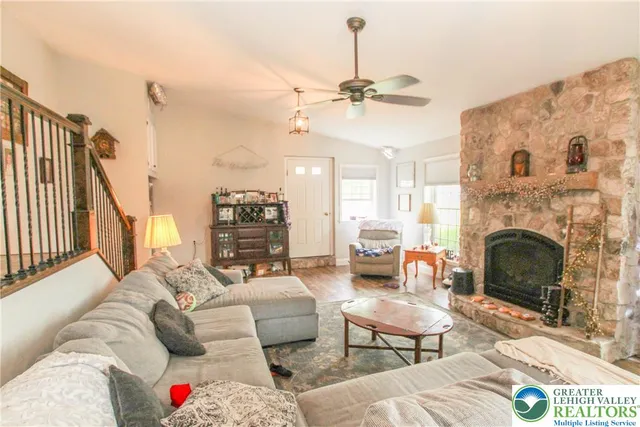 $499,000 | 518 Bauer Road, Bath, PA 18014