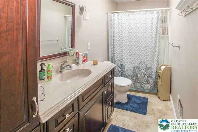 $499,000 | 518 Bauer Road, Bath, PA 18014