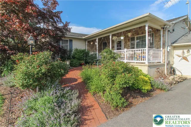 $499,000 | 518 Bauer Road, Bath, PA 18014