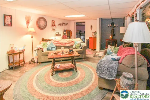 $499,000 | 518 Bauer Road, Bath, PA 18014