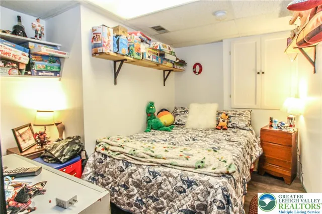 $499,000 | 518 Bauer Road, Bath, PA 18014