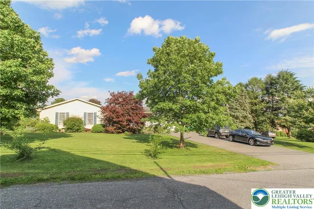 $499,000 | 518 Bauer Road, Bath, PA 18014