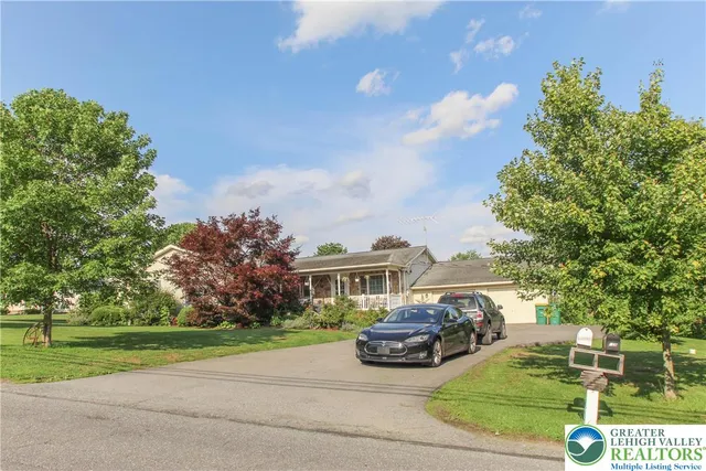 $499,000 | 518 Bauer Road, Bath, PA 18014