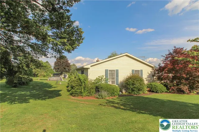 $499,000 | 518 Bauer Road, Bath, PA 18014