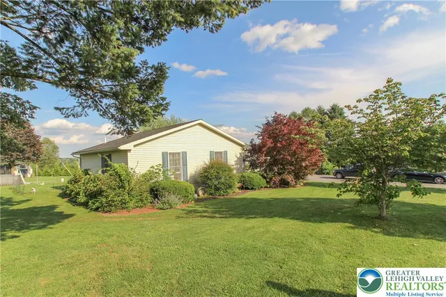 $499,000 | 518 Bauer Road, Bath, PA 18014