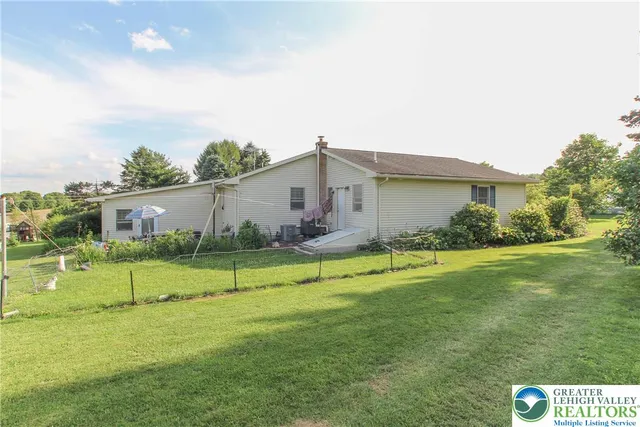 $499,000 | 518 Bauer Road, Bath, PA 18014