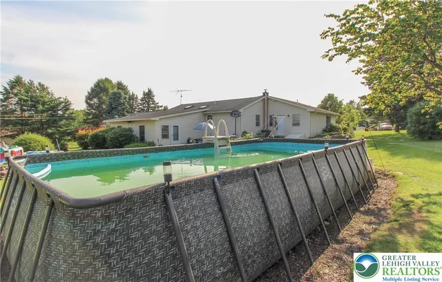 $499,000 | 518 Bauer Road, Bath, PA 18014