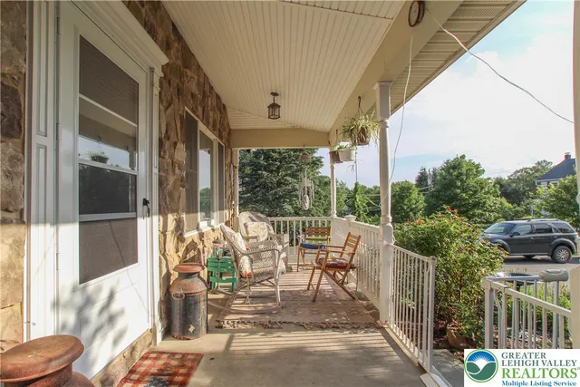 $499,000 | 518 Bauer Road, Bath, PA 18014