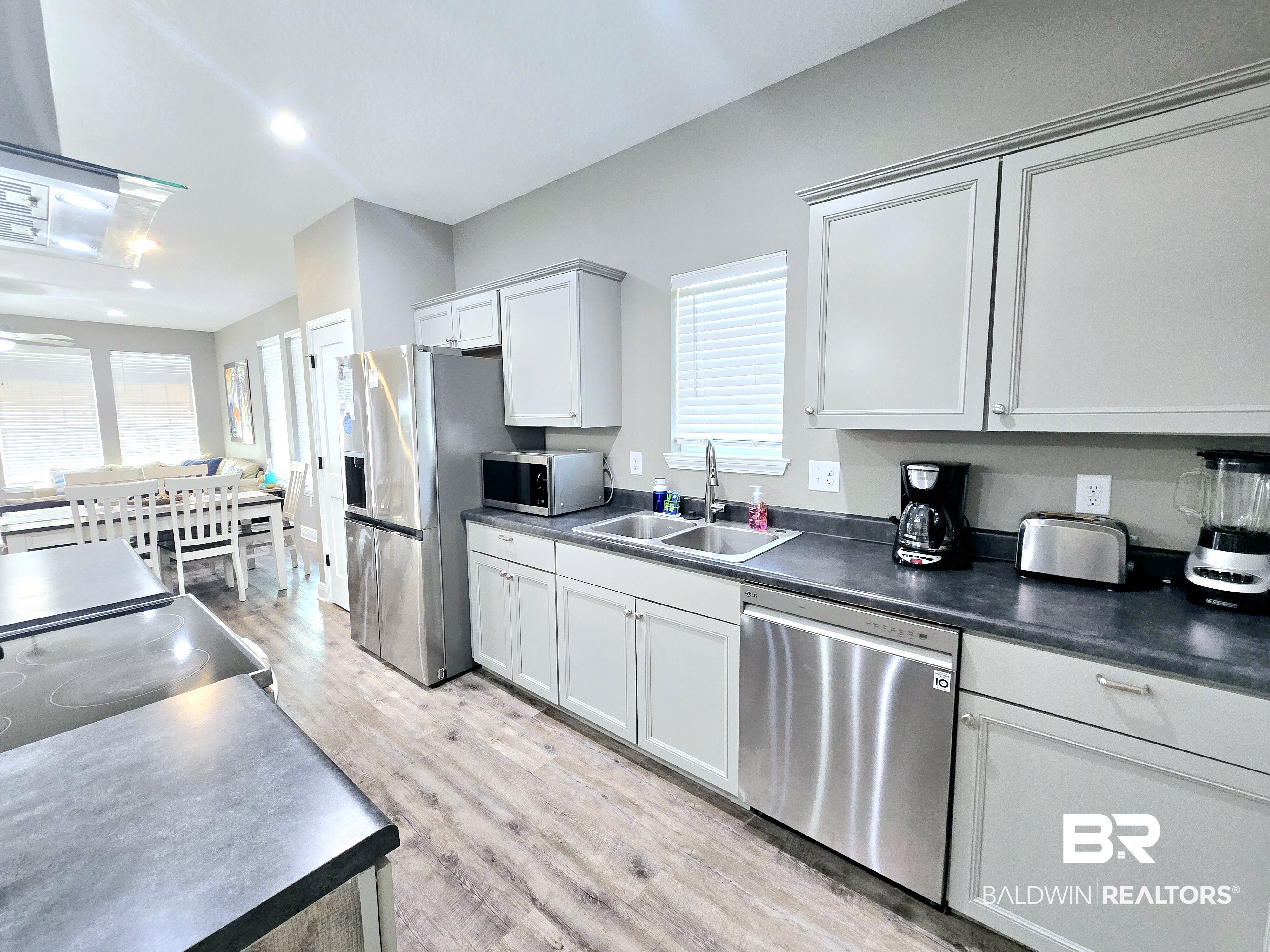 5215 Yellow Bluff Road Pensacola, FL 32507 - Photo 8 of 15 Gallery Image 8