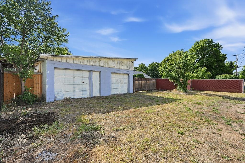 3411 North Marguerite Road Millwood, WA 99212 - Photo 34 of 41