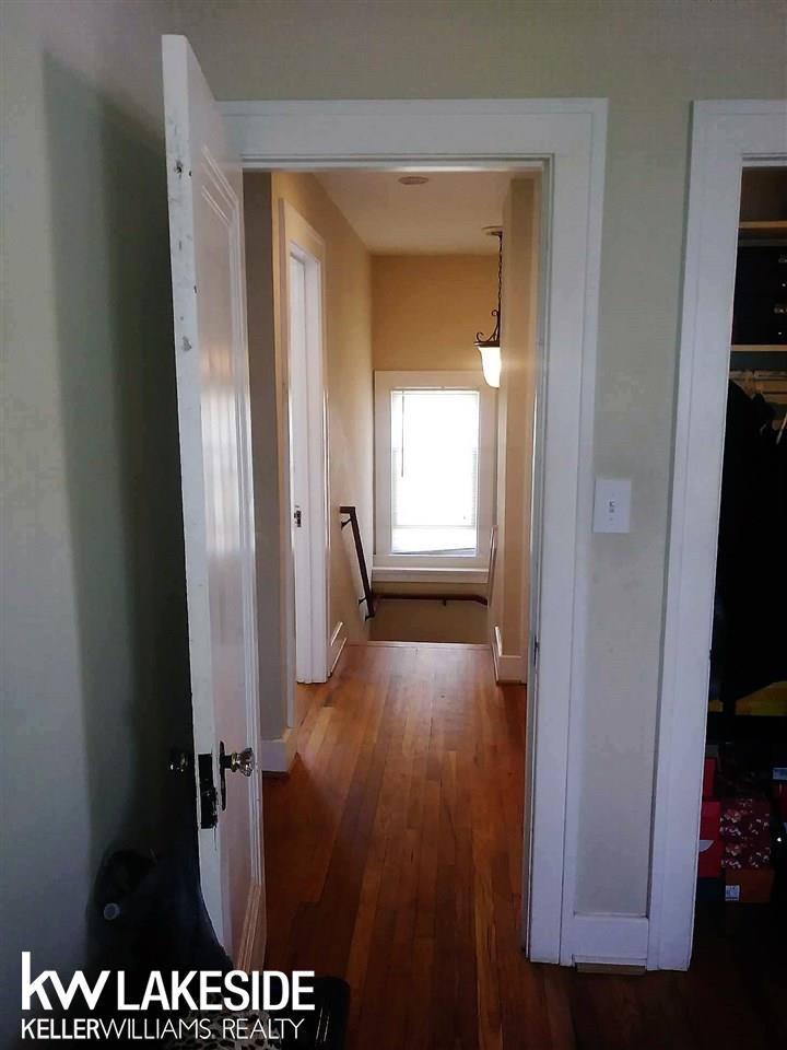 215 Ogemaw Road Pontiac, MI 48341 - Photo 28 of 34 31346043-27.JPG