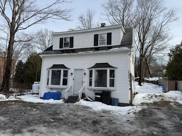 $240,000 | 113 Dummer Street, Bath, ME 04530