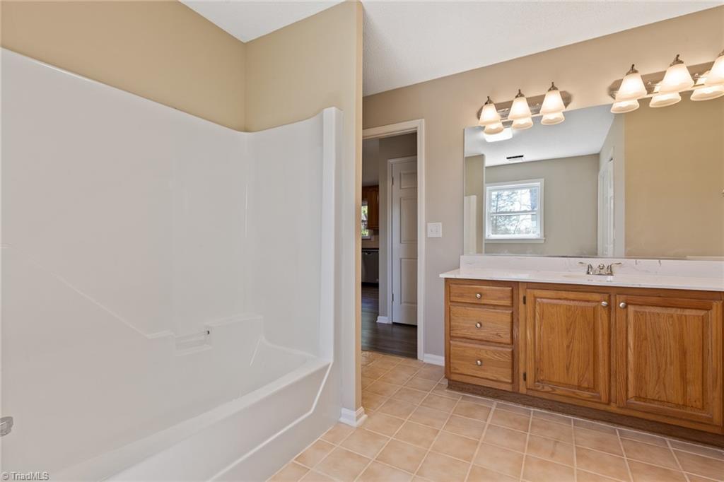 633 Ritters Lake Road Greensboro, NC 27406 - Photo 21 of 30 Gallery Image 21