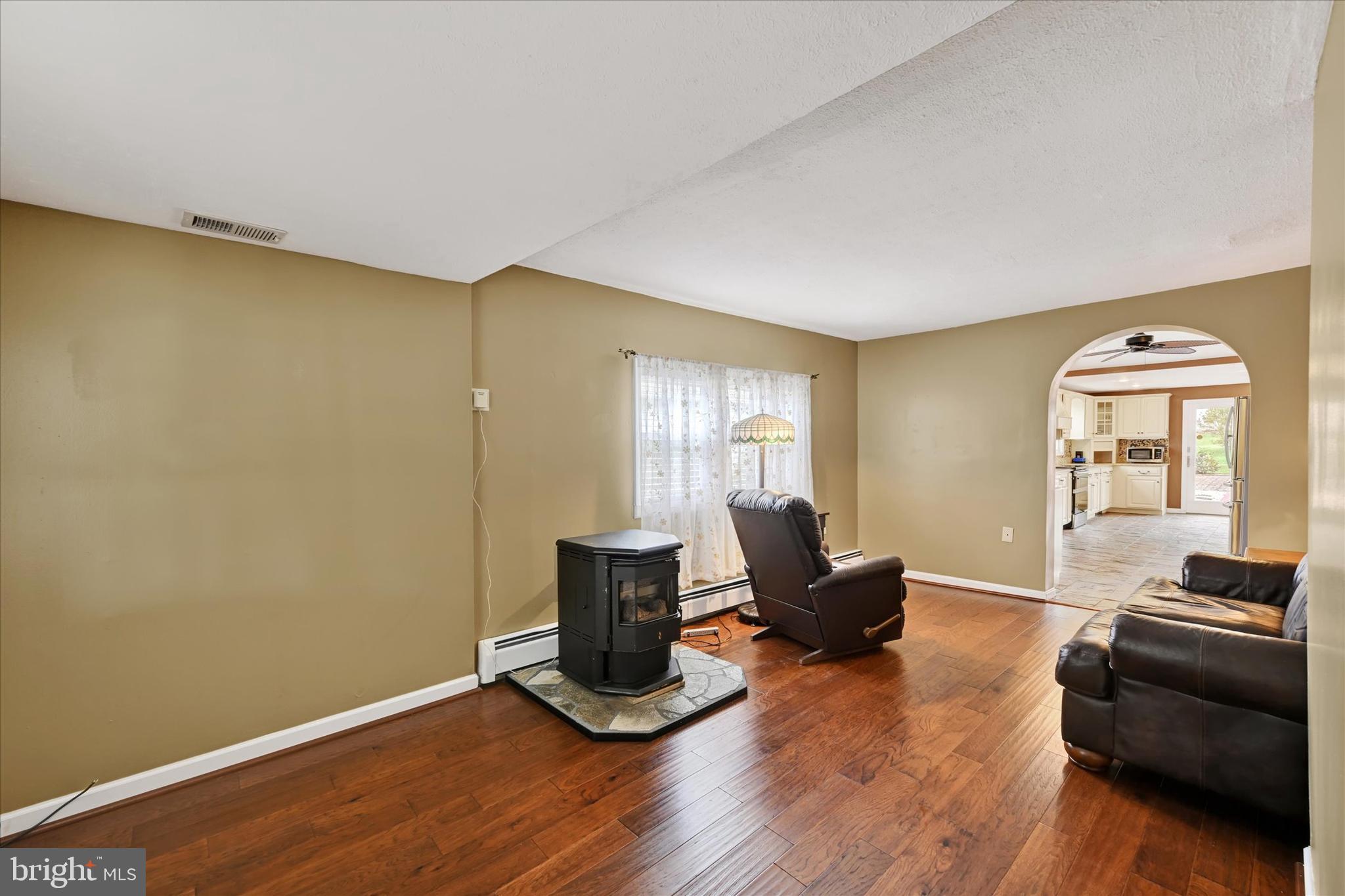 352 Stillwater Road Essex, MD 21221 - Photo 4 of 28