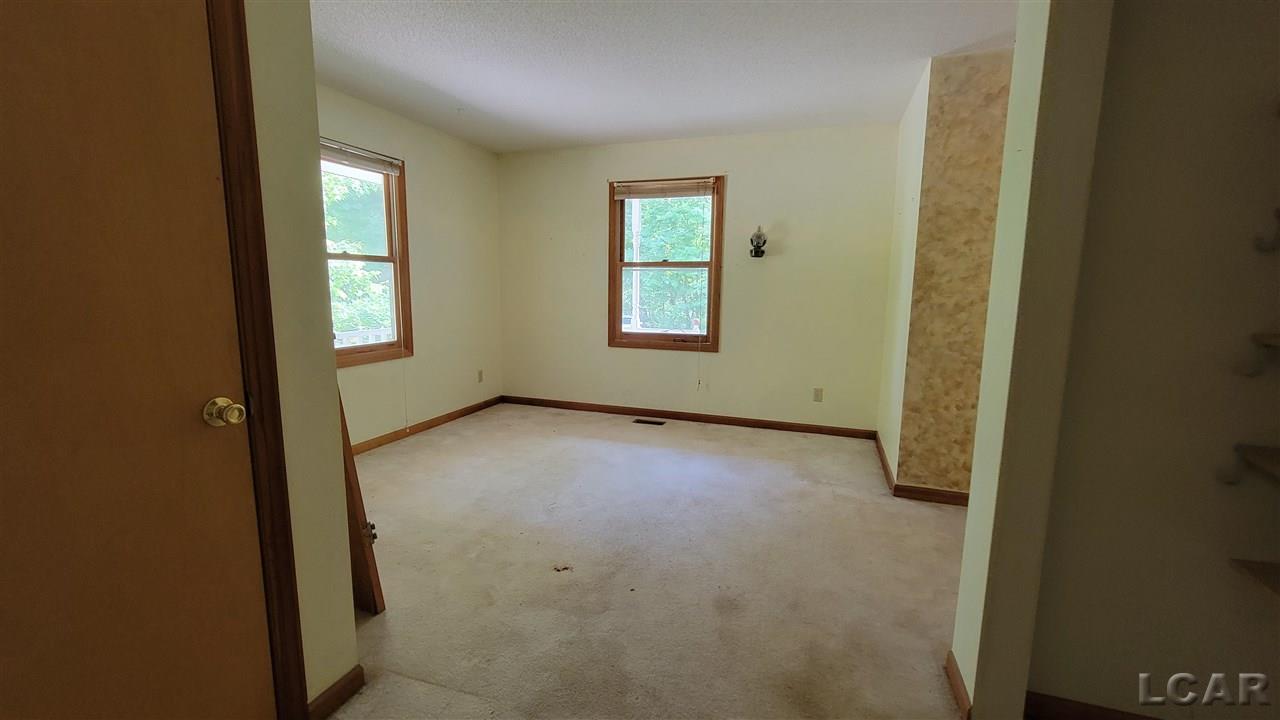8832 Clinton Macon Road Clinton, MI 49236 - Photo 6 of 9