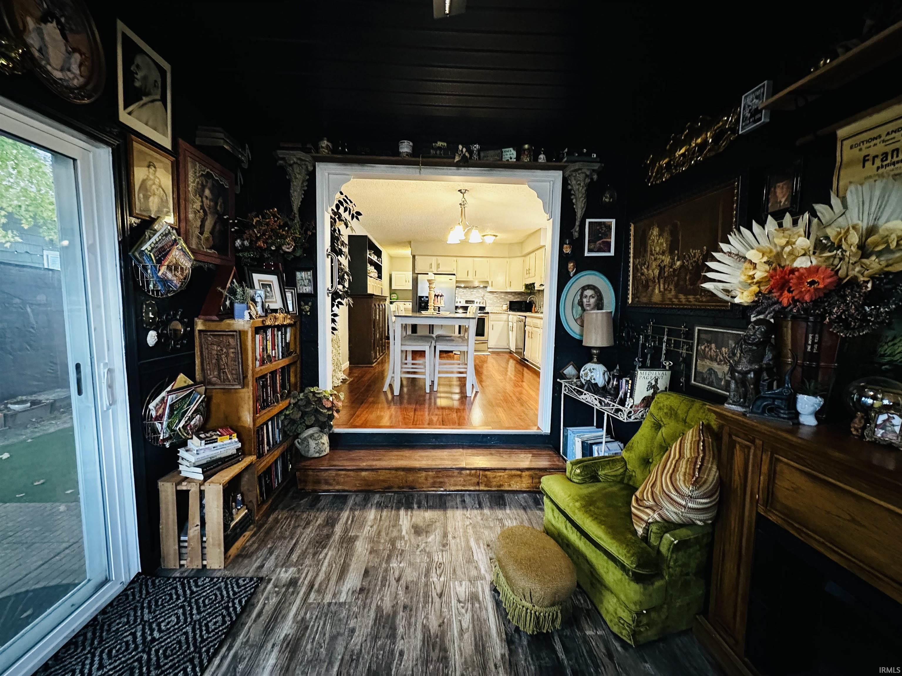 201 Southwest 3rd Street Washington, IN 47501 - Photo 22 of 27