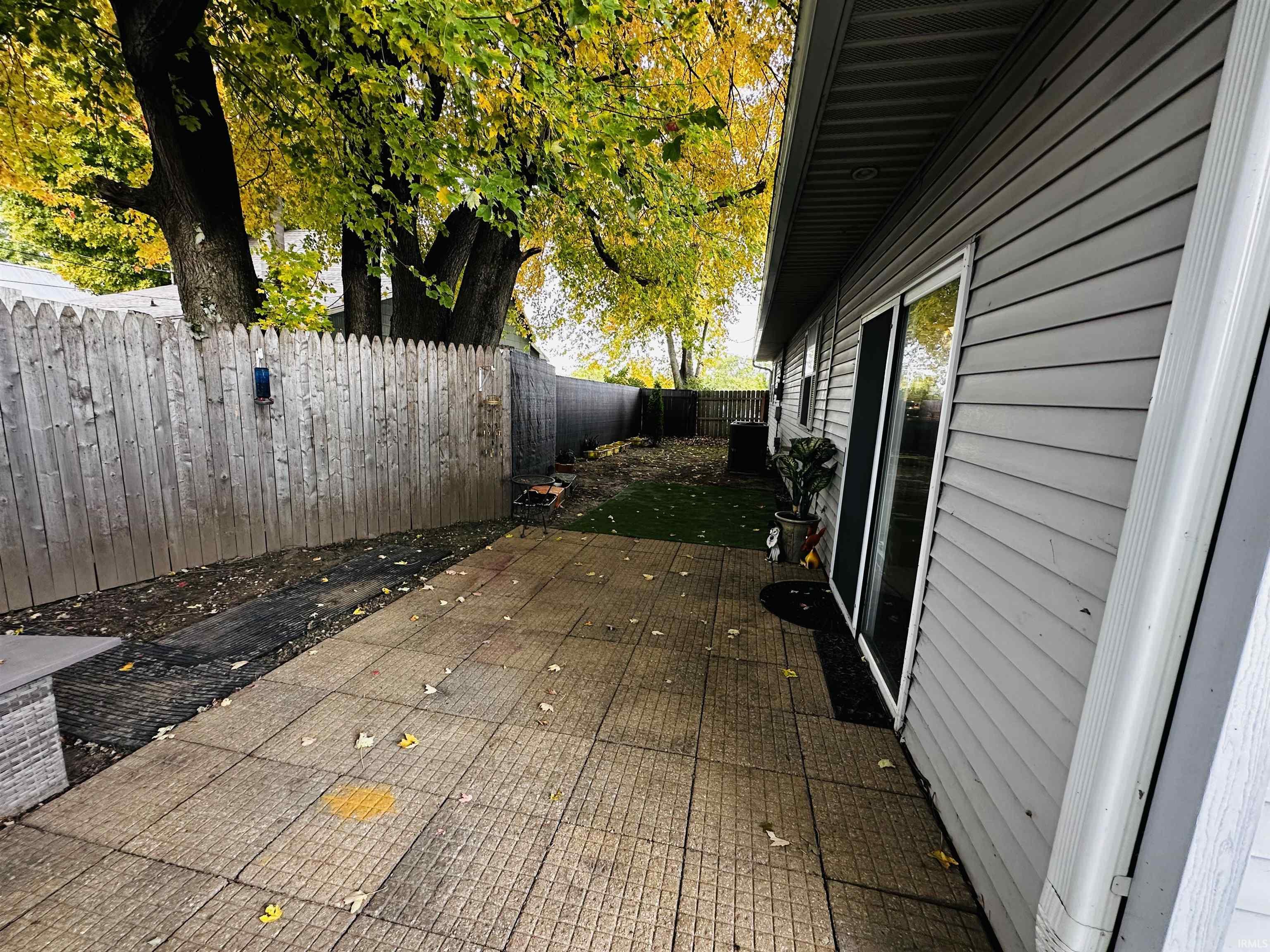 201 Southwest 3rd Street Washington, IN 47501 - Photo 25 of 27