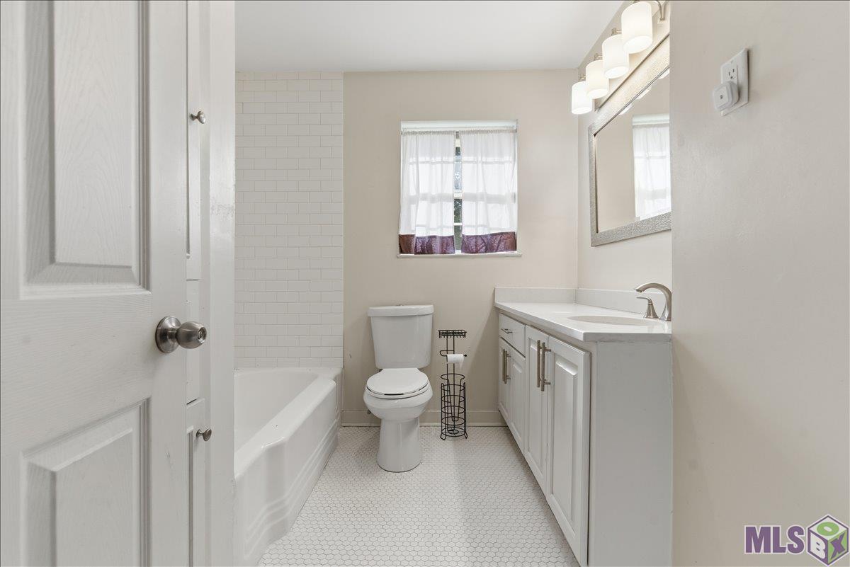 5550 Berkshire Avenue Baton Rouge, LA 70806 - Photo 11 of 24